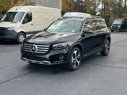New 2026 Mercedes-Benz GLB 250 image 3