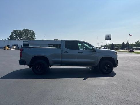 Used 2019 Chevrolet Silverado 1500 Custom Trail Boss w/ Custom Convenience Package AWD/4WD image 7
