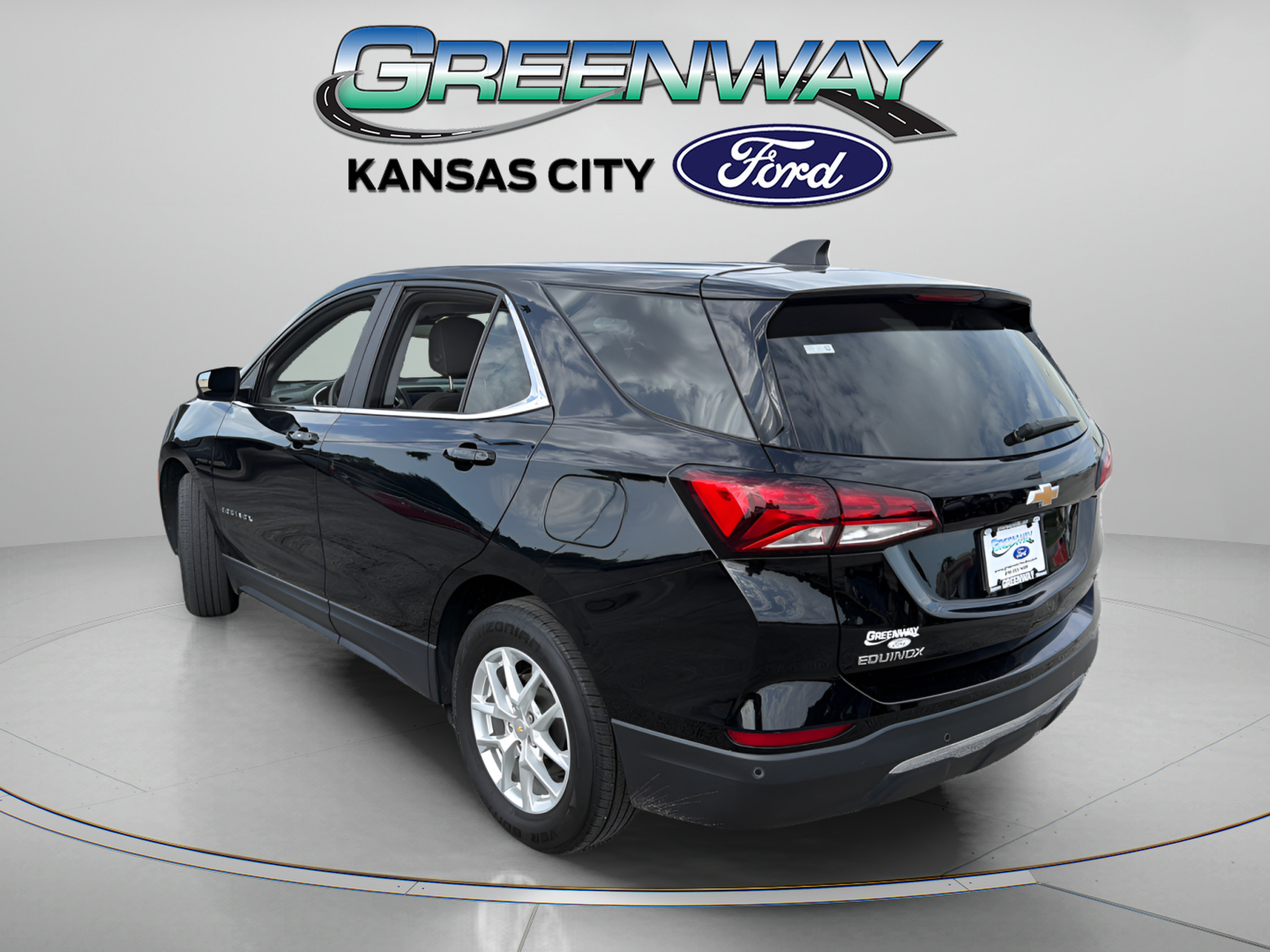 Used 2024 Chevrolet Equinox LT FWD image 6