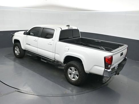 Used 2023 Toyota Tacoma SR5 RWD image 32