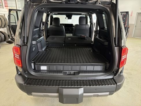 New 2026 Toyota Land Cruiser w/ Premium Package AWD/4WD image 33