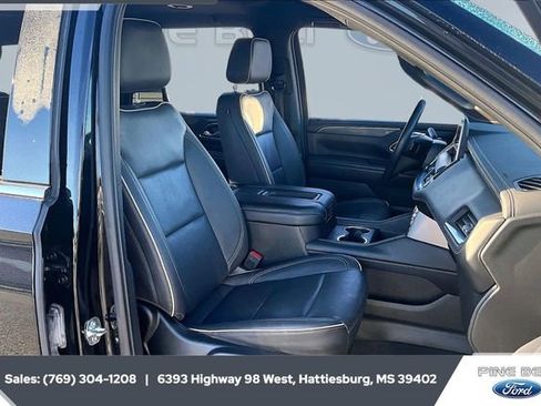 Used 2022 GMC Yukon SLT w/ SLT Luxury Package image 6