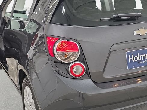 Used 2016 Chevrolet Sonic LT w/ Wheels and Fog Lamp Package FWD image 33