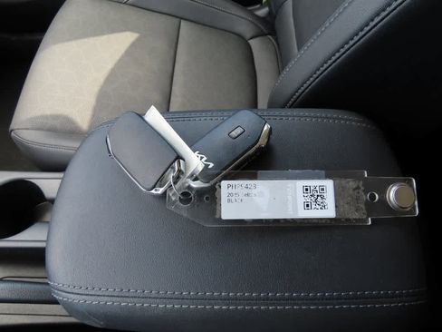 Used 2025 Kia Seltos EX image 26