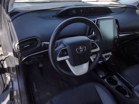 Certified 2017 Toyota Prius Prime Premium image 10