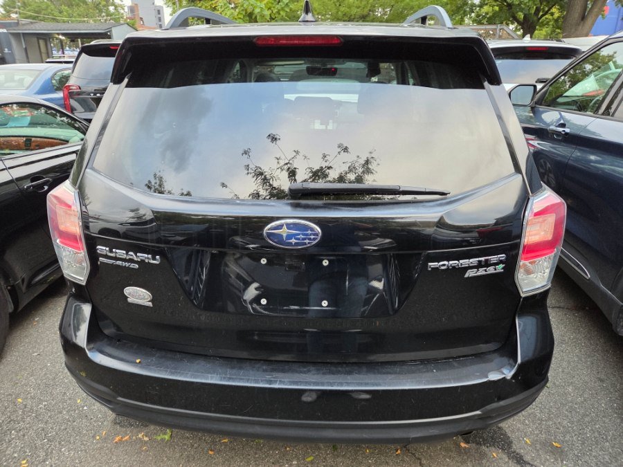 Used 2017 Subaru Forester 2.5i Limited AWD/4WD image 5