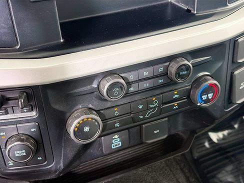 Used 2024 Ford F350 XLT w/ FX4 Off-Road Package AWD/4WD image 16