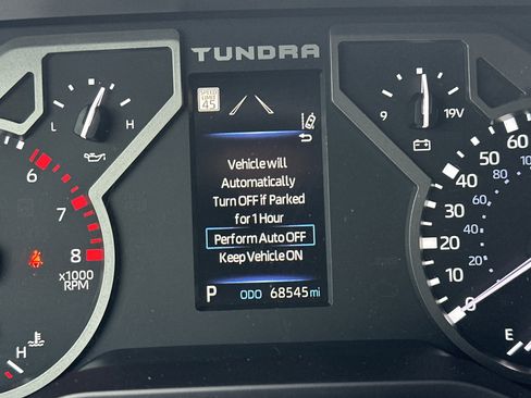 Used 2022 Toyota Tundra SR5 w/ SR5 Convenience Package image 22