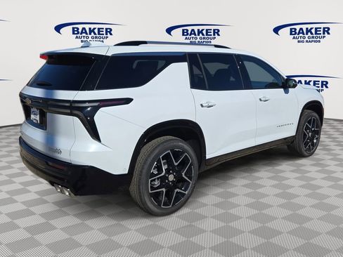 New 2026 Chevrolet Traverse High Country w/ LPO, Floor Liner Package image 4