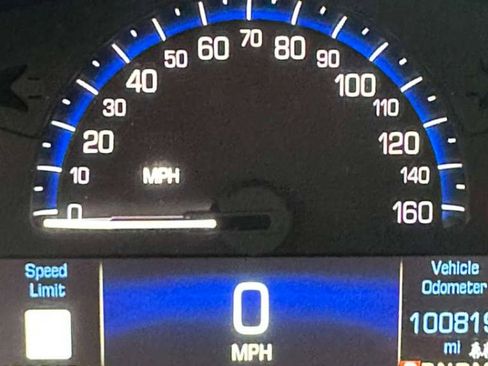 Used 2015 Cadillac SRX Luxury w/ Driver Awareness Package image 35