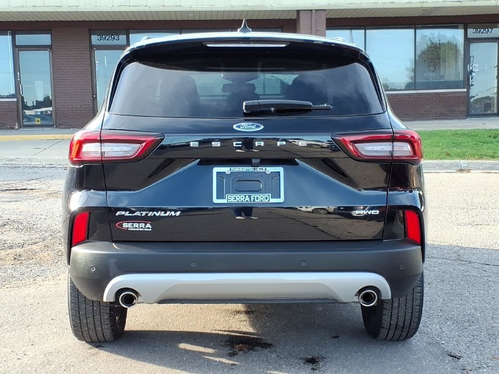 Used 2023 Ford Escape Platinum AWD/4WD image 4