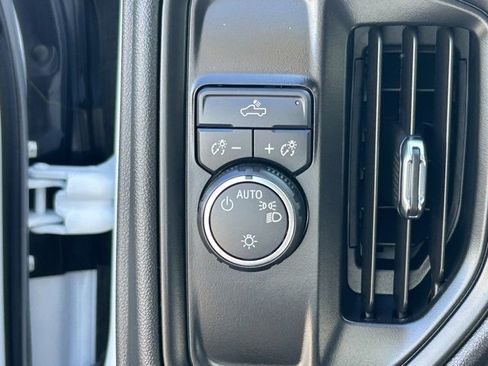 Certified 2025 Chevrolet Silverado 1500 Custom image 20