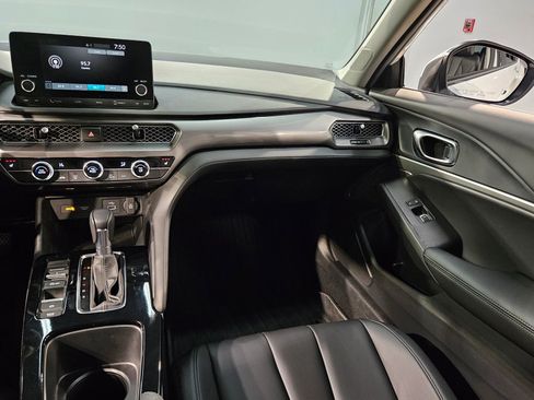 Used 2025 Acura Integra image 11