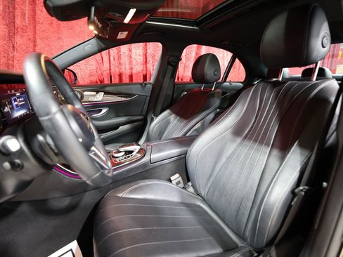 Used 2019 Mercedes-Benz E 300 image 13