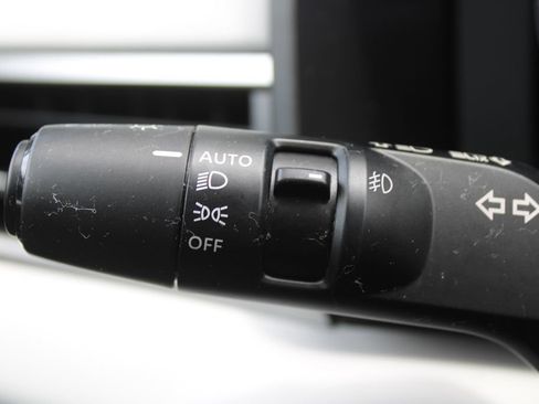 Used 2023 Mitsubishi Outlander SEL AWD/4WD image 34
