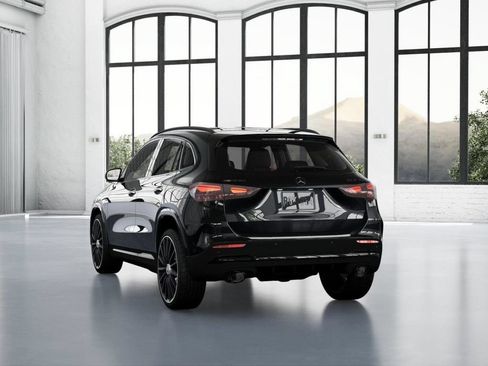 New 2026 Mercedes-Benz GLA 35 AMG 4MATIC image 27