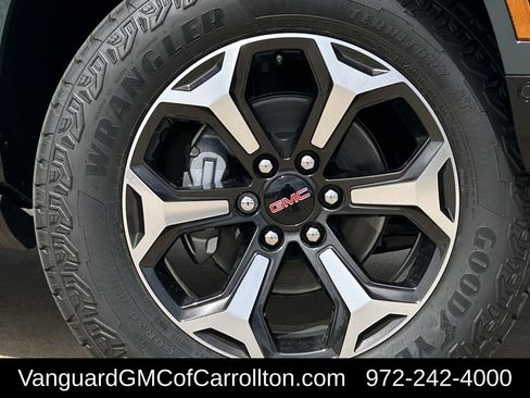 New 2026 GMC Yukon XL AT4 Ultimate image 9