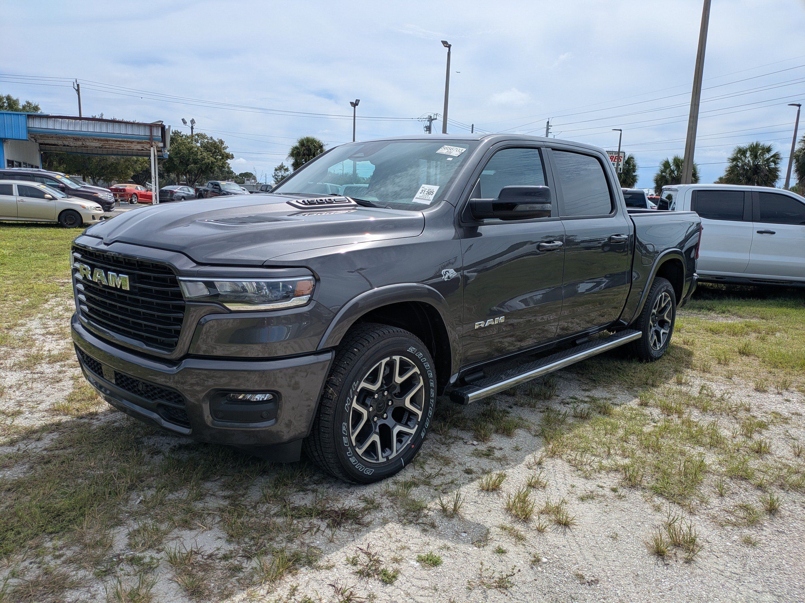 Used 2026 RAM 1500 Laramie w/ Sport Appearance Package AWD/4WD image 8