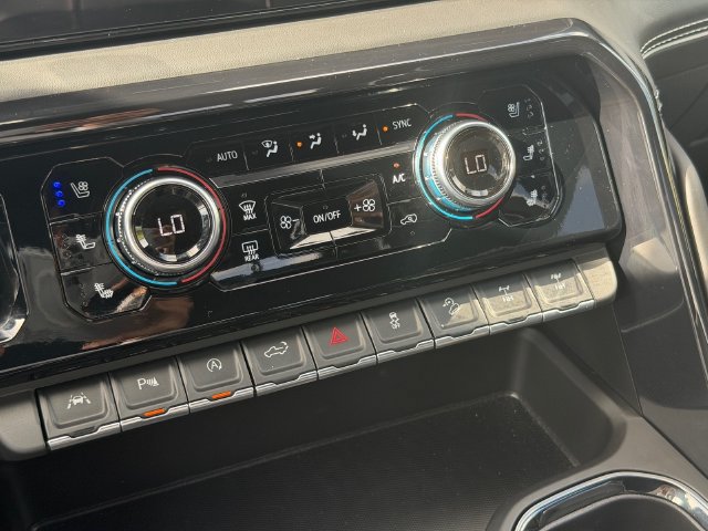 Used 2025 GMC Sierra 1500 AT4X AWD/4WD image 25
