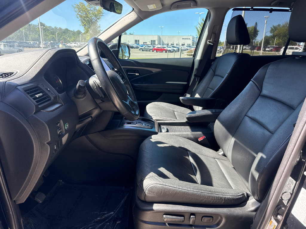 Certified 2022 Honda Pilot Special Edition image 13