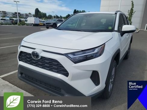 Used 2024 Toyota RAV4 XLE w/ Convenience Package AWD/4WD image 4