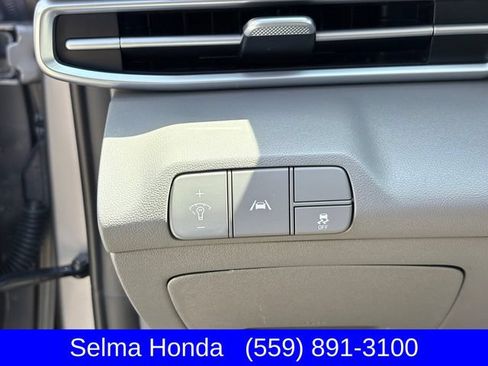 Used 2023 Hyundai Elantra SEL FWD image 20