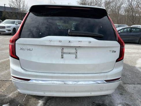 Used 2025 Volvo XC90 T8 Ultra image 7