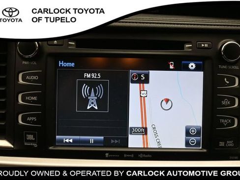 Used 2018 Toyota Highlander Limited FWD image 32