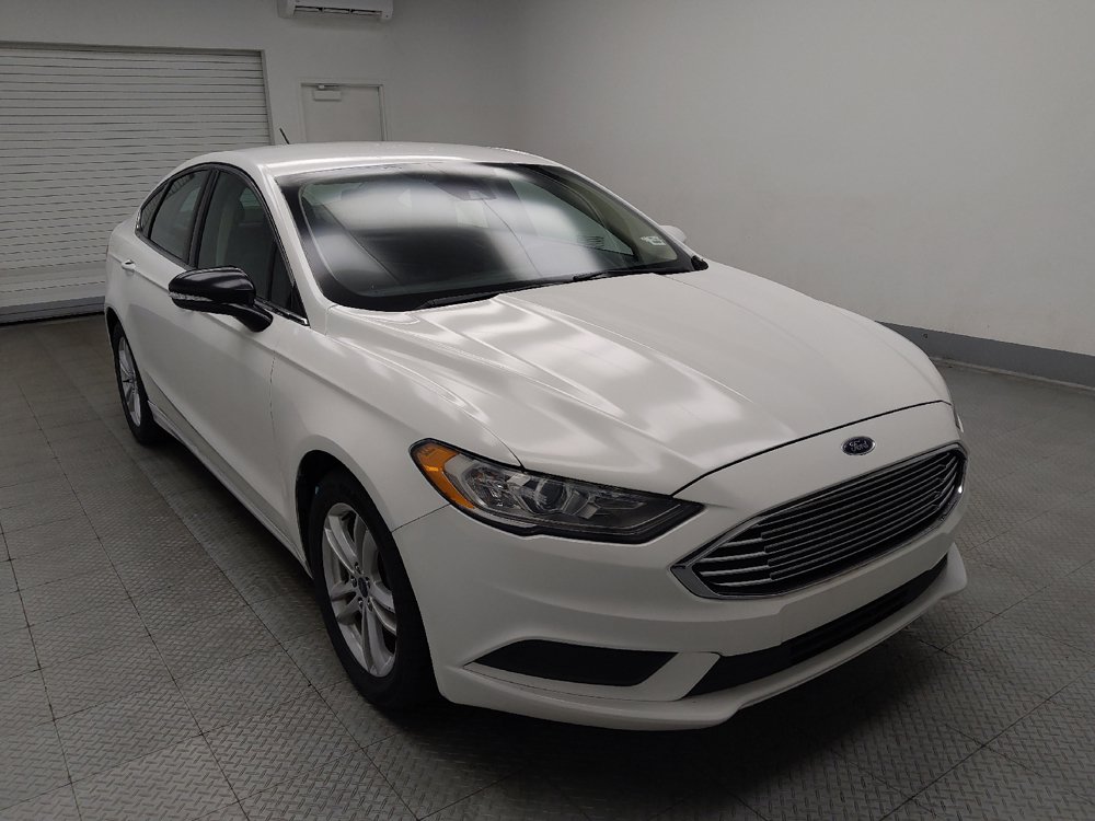 Used 2018 Ford Fusion SE FWD image 13