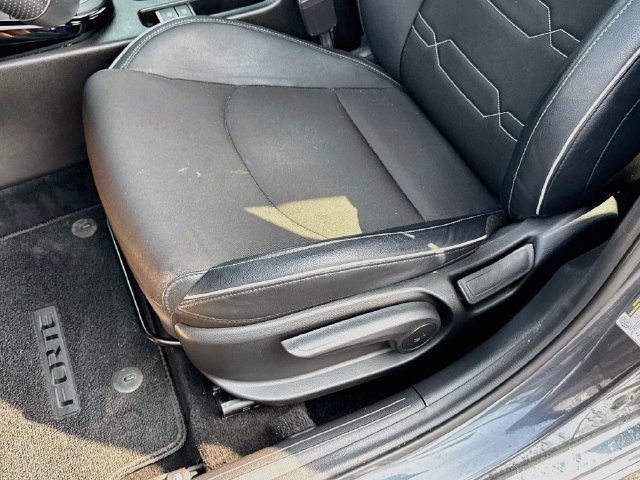 Used 2023 Kia Forte GT-Line w/ GT-Line Technology Package FWD image 19