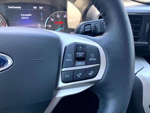 Used 2022 Ford Explorer XLT w/ Equipment Group 202A RWD image 25