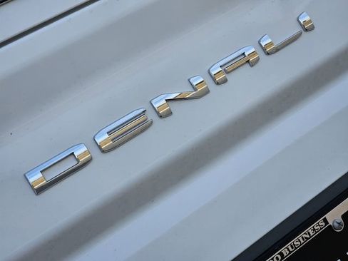 New 2026 GMC Sierra 2500 Denali w/ Denali Reserve Package image 7