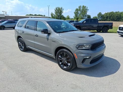 Used 2022 Dodge Durango R/T w/ Trailer Tow Group IV AWD/4WD image 4