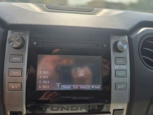 Used 2019 Toyota Tundra SR AWD/4WD image 18