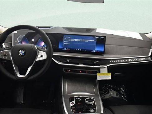 New 2026 BMW X7 xDrive40i w/ Premium Package image 20