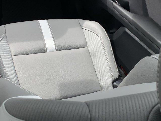 Used 2026 Toyota Camry SE w/ Convenience Package FWD image 33