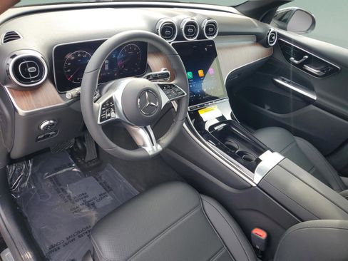 Used 2026 Mercedes-Benz GLC 300 4MATIC image 19