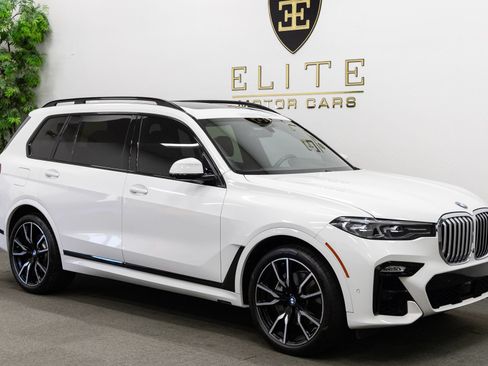 Used 2019 BMW X7 xDrive50i w/ M Sport Package AWD/4WD image 10