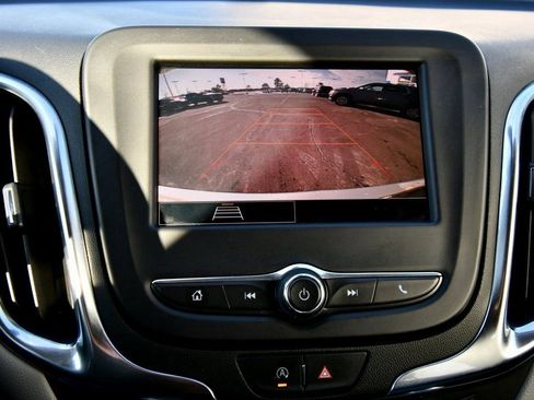 Used 2022 Chevrolet Equinox LT AWD/4WD image 26