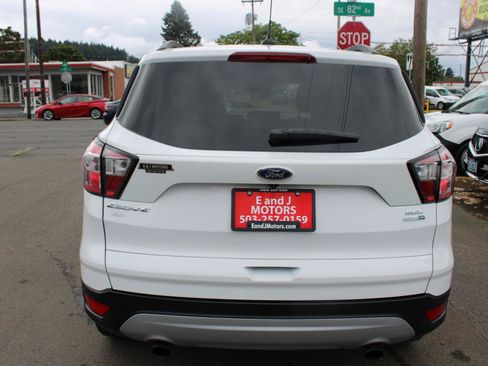 Used 2018 Ford Escape SEL AWD/4WD image 6