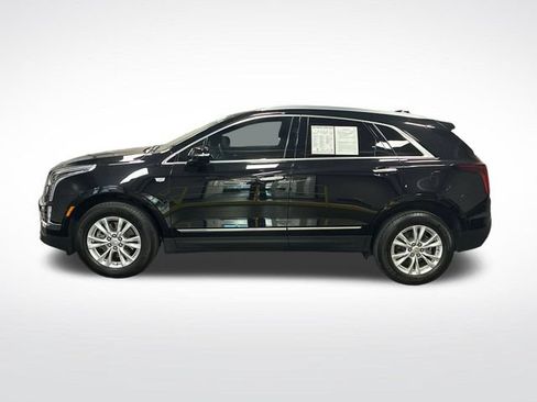 Certified 2024 Cadillac XT5 Luxury FWD image 2