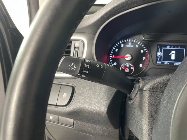 Used 2016 Kia Sorento AWD w/ LX Convenience Package image 13