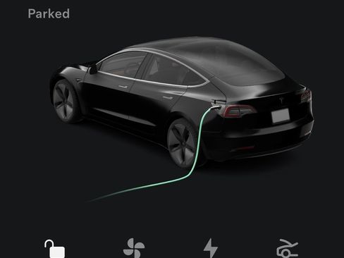 Used 2018 Tesla Model 3 Long Range image 1