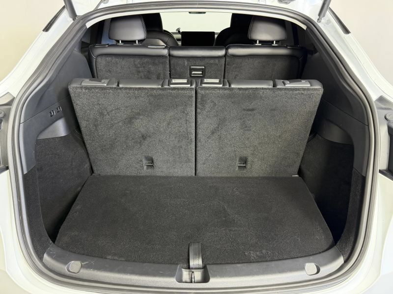 Used 2025 Tesla Model Y Long Range AWD/4WD image 34