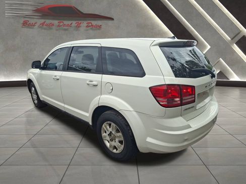 Used 2012 Dodge Journey American Value Package w/ Flexible Seating Group FWD image 12