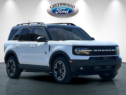 New 2025 Ford Bronco Sport Outer Banks image 1