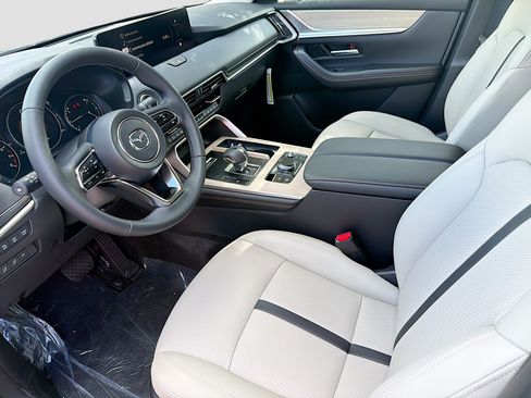 New 2026 MAZDA CX-90 3.3 Turbo w/ Preferred Package AWD/4WD image 31