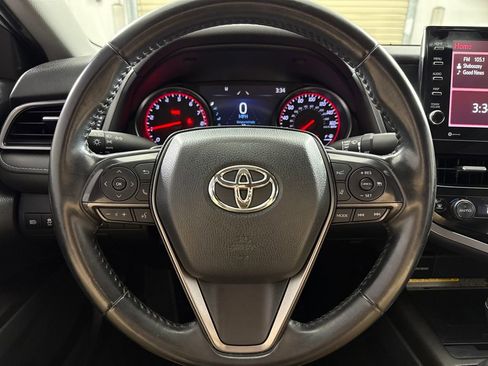 Used 2021 Toyota Camry XSE image 12