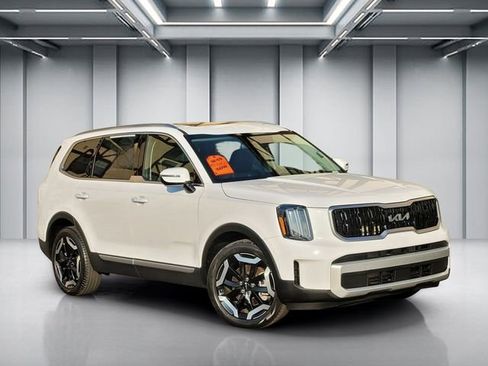 Used 2025 Kia Telluride EX image 1