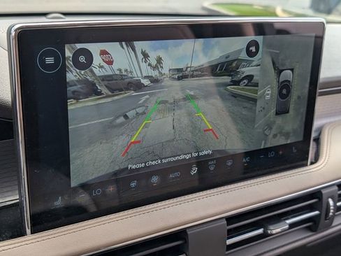 Used 2023 Lincoln Corsair FWD w/ Equipment Group 101A image 23